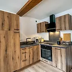Knabbueuess Apartman *