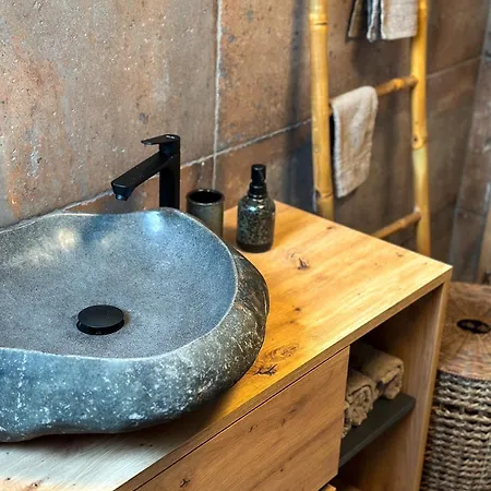 דירה Knabbueuess