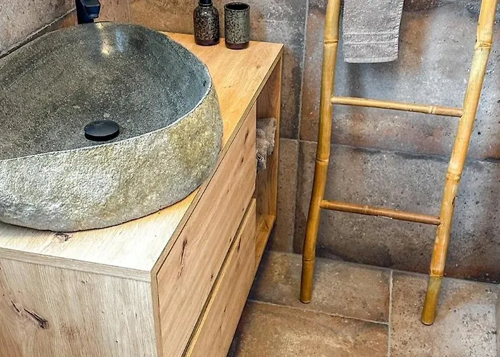 アパート Knabbueuess *