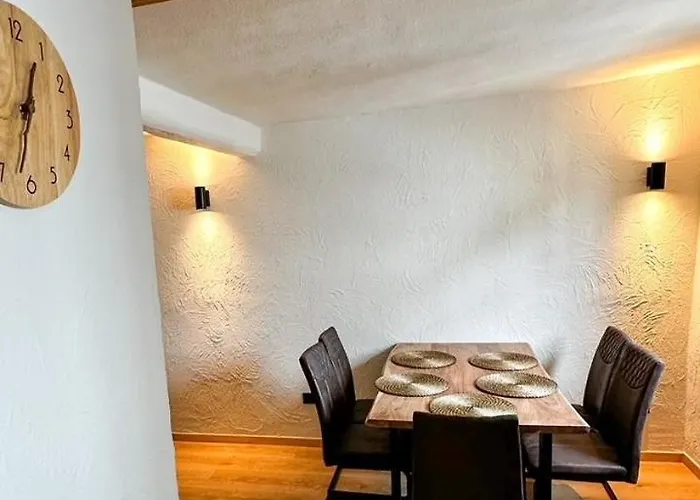 Knabbueuess * デルナウ